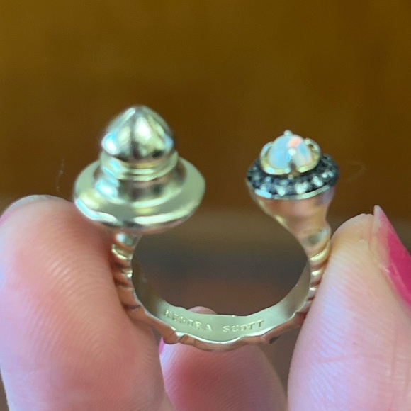 $85 Kendra Scott Branson Open Ring In Gold Tone Size 7 - Picture 12 of 12